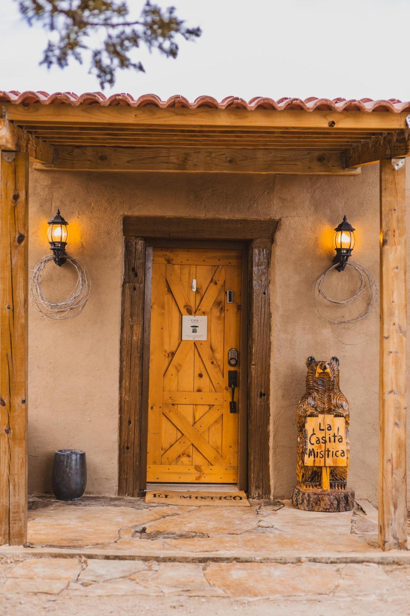 Casita Mistica A Southwest Adobe Field Home Nogal Exterior photo