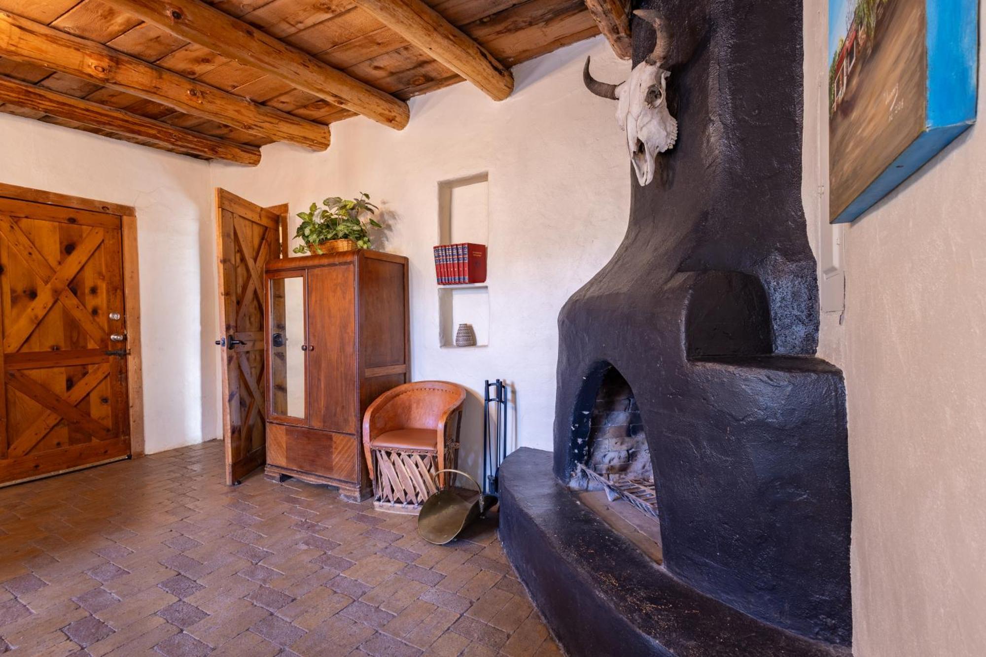 Casita Mistica A Southwest Adobe Field Home Nogal Exterior photo