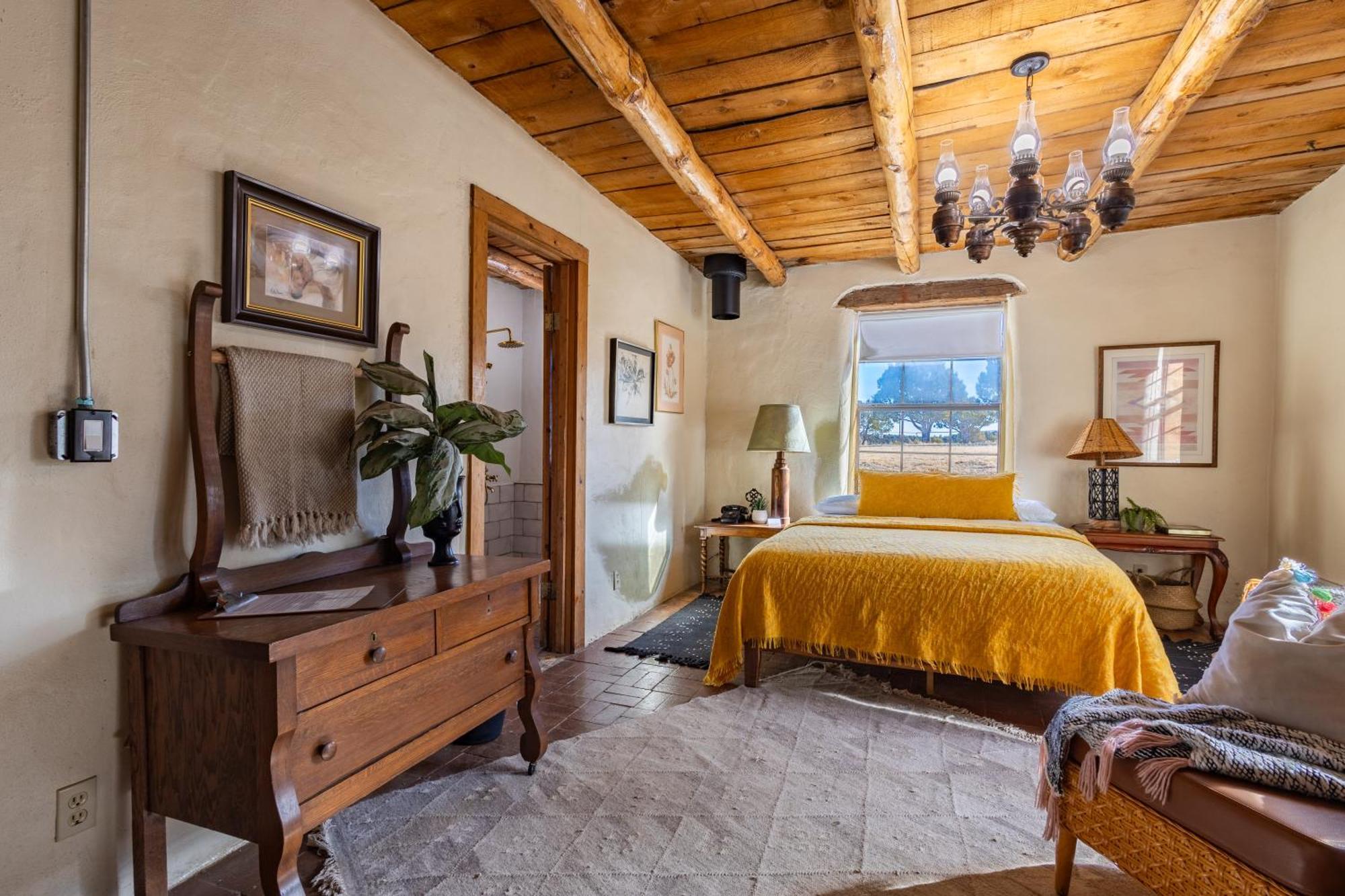 Casita Mistica A Southwest Adobe Field Home Nogal Exterior photo