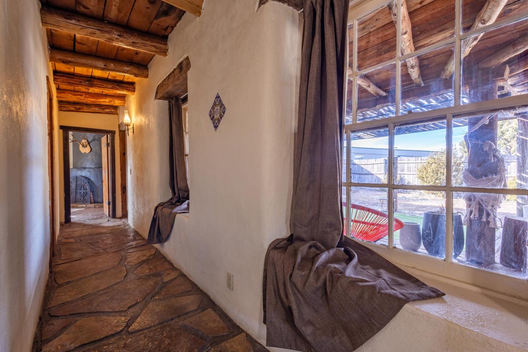 Casita Mistica A Southwest Adobe Field Home Nogal Exterior photo